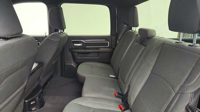 2024 Ram 2500 Big Horn 4x4 Crew Cab 6'4'' Box Night Edition w/ Safety Group - 23010705 - 19