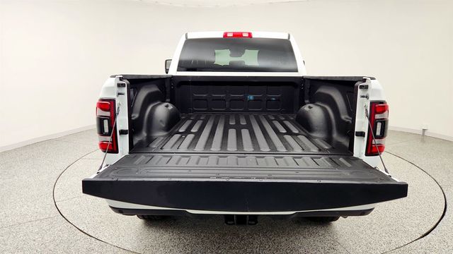 2024 Ram 2500 Big Horn 4x4 Crew Cab 6'4'' Box Night Edition w/ Safety Group - 23010705 - 20