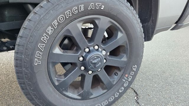 2024 Ram 2500 Big Horn Level 2 Night Edition Leveled - 22987013 - 8