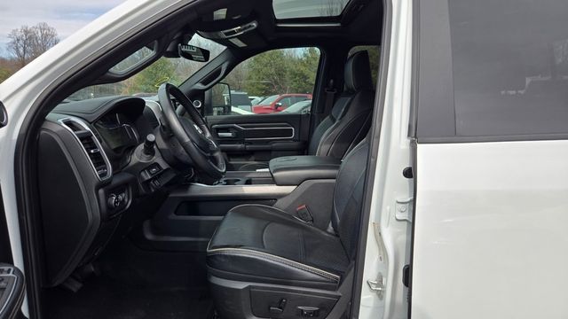 2024 Ram 2500 Laramie 4x4 Crew Cab 6'4" Box - 22975008 - 12