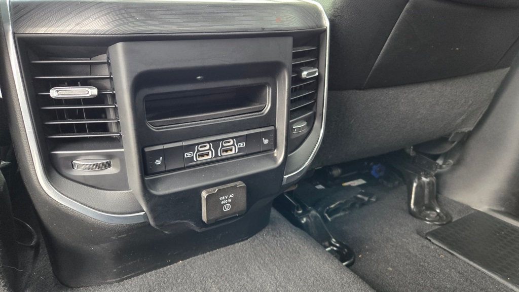 2024 Ram 2500 Laramie 4x4 Crew Cab 6'4" Box - 22975008 - 26
