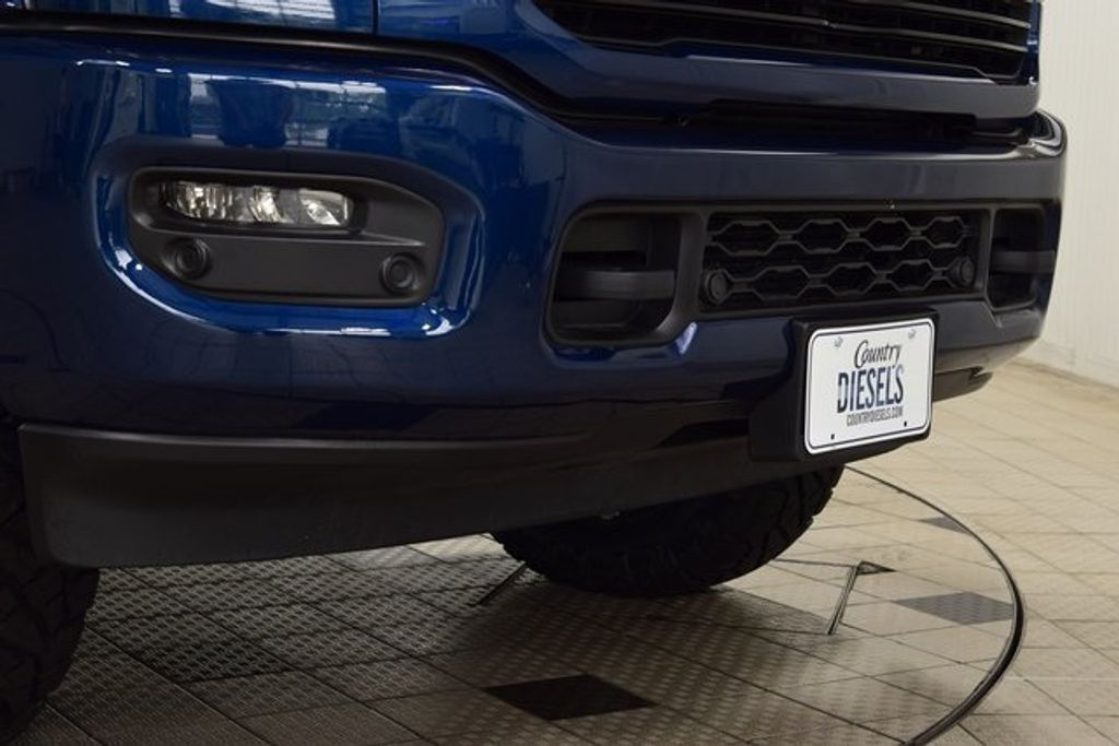 2024 Ram 2500 Laramie photo 9