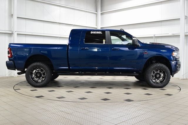 2024 Ram 2500 Laramie Level B Night Edition Leveled - 22879897 - 7