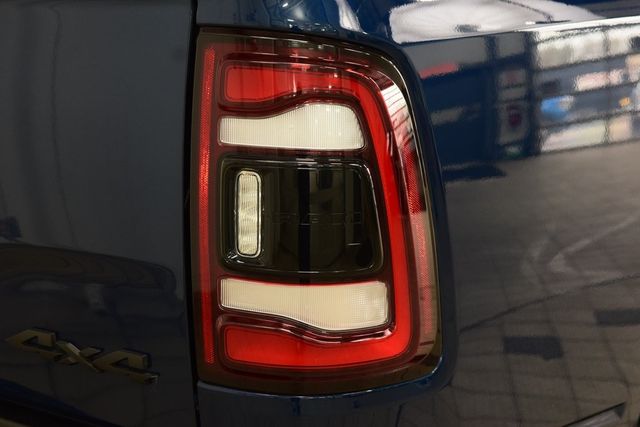 2024 Ram 2500 Laramie Level B Night Edition Leveled - 22987882 - 18