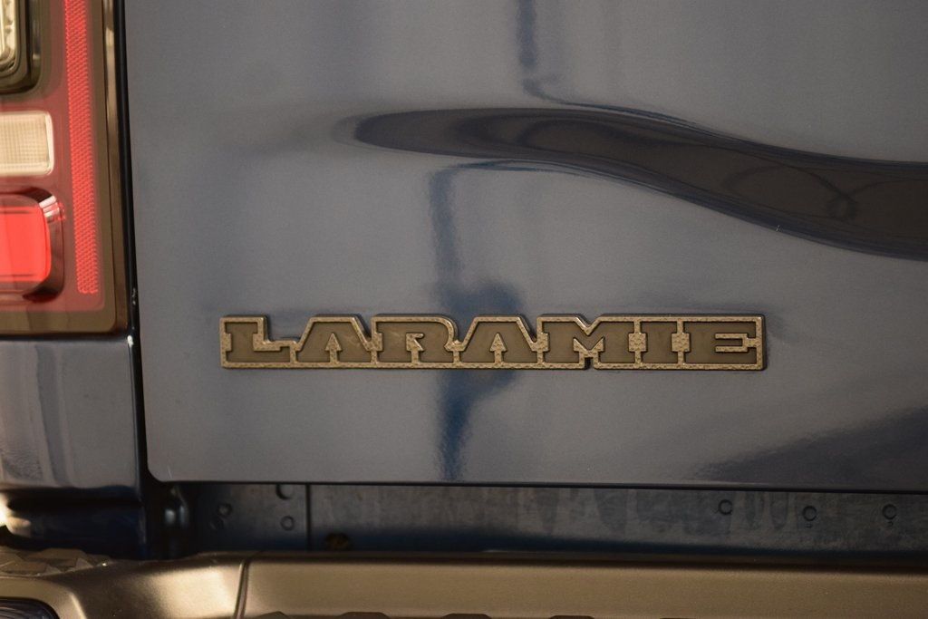 2024 Ram 2500 Laramie Level B Night Edition Leveled - 22987882 - 21