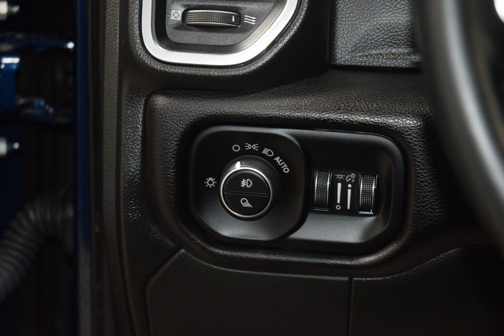 2024 Ram 2500 Laramie Level B Night Edition Leveled - 22987882 - 34