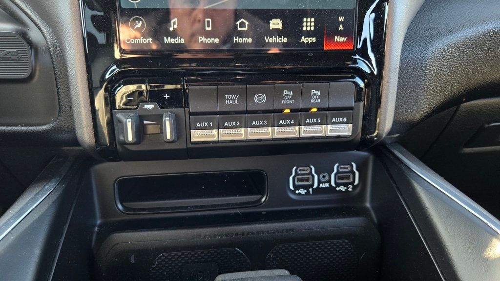 2024 Ram 2500 Laramie Level B Night Edition Off Road - 22969179 - 15