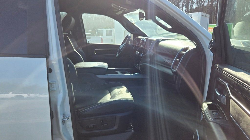 2024 Ram 2500 Laramie Level B Night Edition Off Road - 22969179 - 18