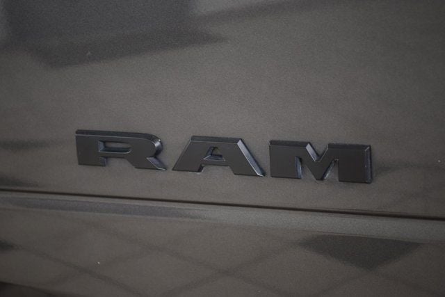 2024 Ram 2500 Laramie Night Edition  - 22922231 - 15