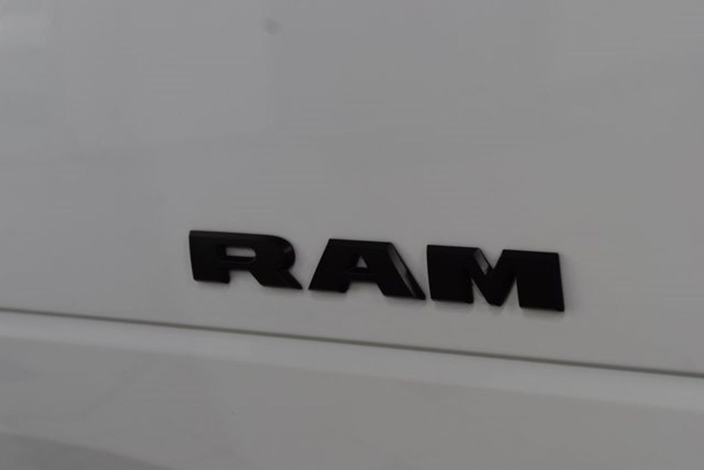 2024 Ram 2500 Laramie photo 13