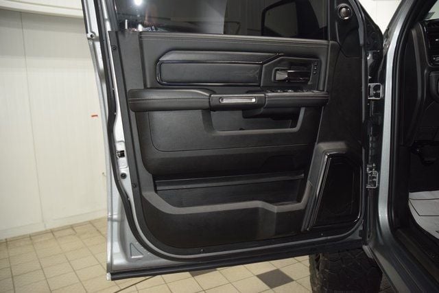 2024 Ram 2500 Limited Level 1 Night Edition Leveled - 22922220 - 39