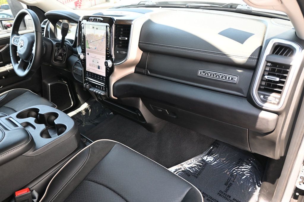 2024 Ram 2500 Laramie photo 9