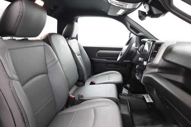 2024 Ram 2500 Tradesman 4x4 Reg Cab 8' Box w/ Safety Group & Uconnect 12'' Nav - 22963355 - 16