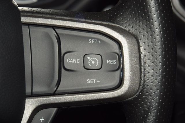 2024 Ram 3500 3500 REG CAB 4X4 * CUMMINS * 8' BED * NEW SNOW DOGG PLOW! - 22977879 - 27