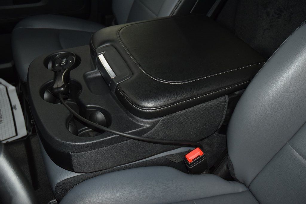 2024 Ram 3500 3500 REG CAB 4X4 * CUMMINS * 8' BED * NEW SNOW DOGG PLOW! - 22977879 - 30