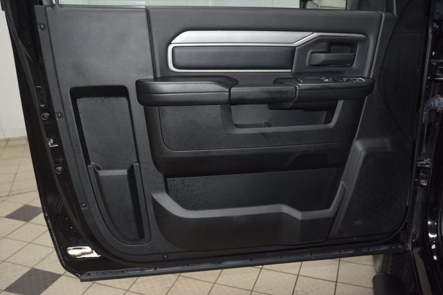 2024 Ram 3500 3500 REG CAB 4X4 * CUMMINS * 8' BED * NEW SNOW DOGG PLOW! - 22977879 - 34