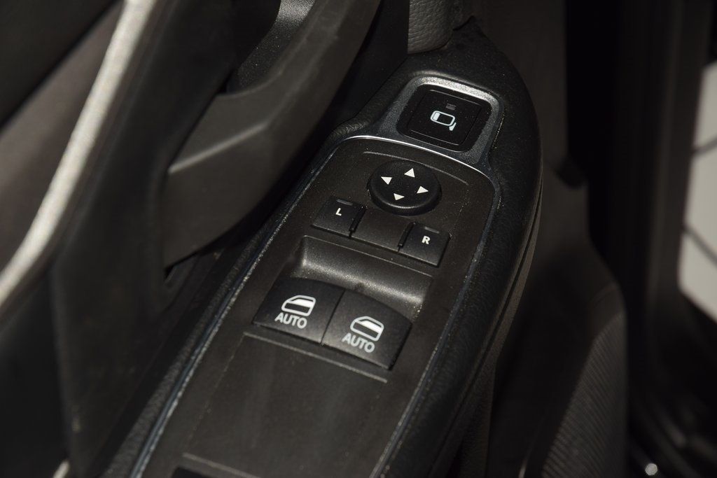 2024 Ram 3500 3500 REG CAB 4X4 * CUMMINS * 8' BED * NEW SNOW DOGG PLOW! - 22977879 - 35