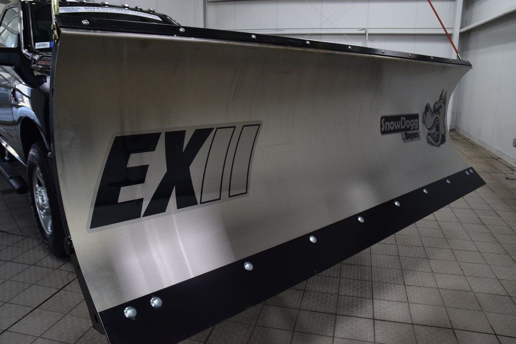 2024 Ram 3500 3500 REG CAB 4X4 * CUMMINS * 8' BED * NEW SNOW DOGG PLOW! - 22977879 - 4