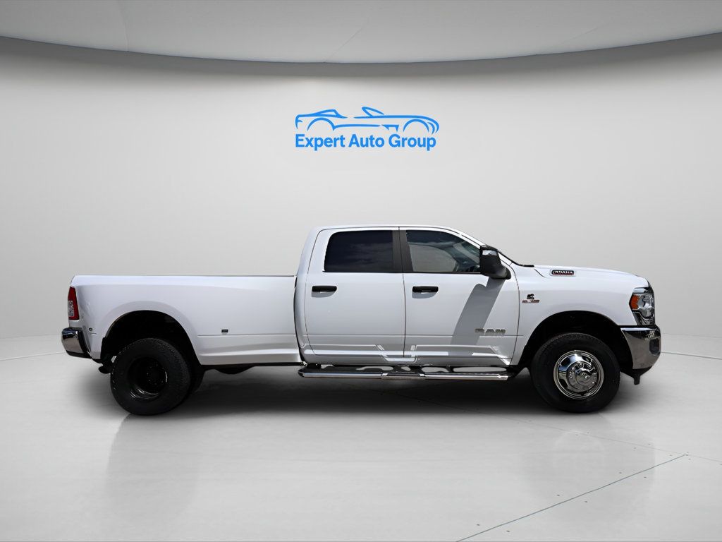 2024 Ram 3500 Big Horn photo 3