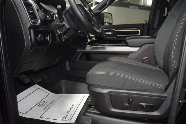 2024 Ram 3500 Big Horn Sport *AISIN* - 22932789 - 42