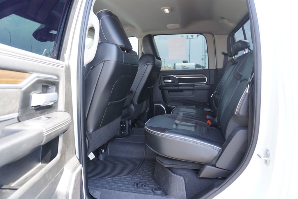 2024 Ram 3500 LARAMIE - 23053107 - 23
