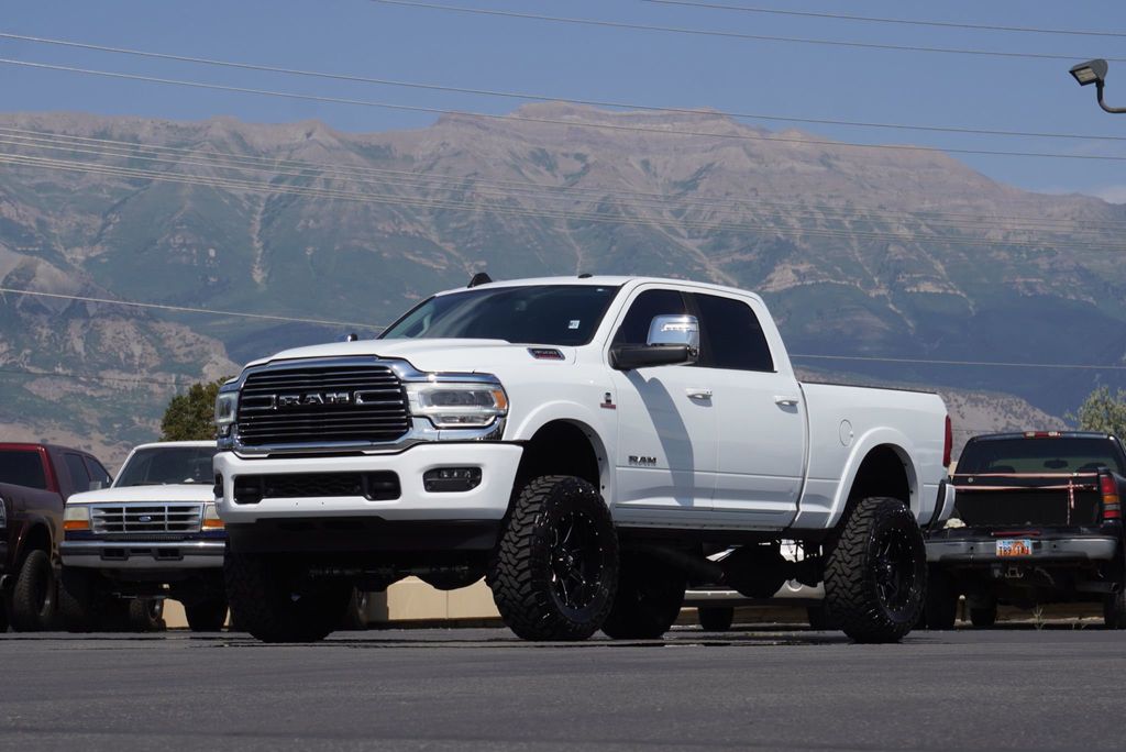 2024 Ram 3500 LARAMIE - 23053107 - 2
