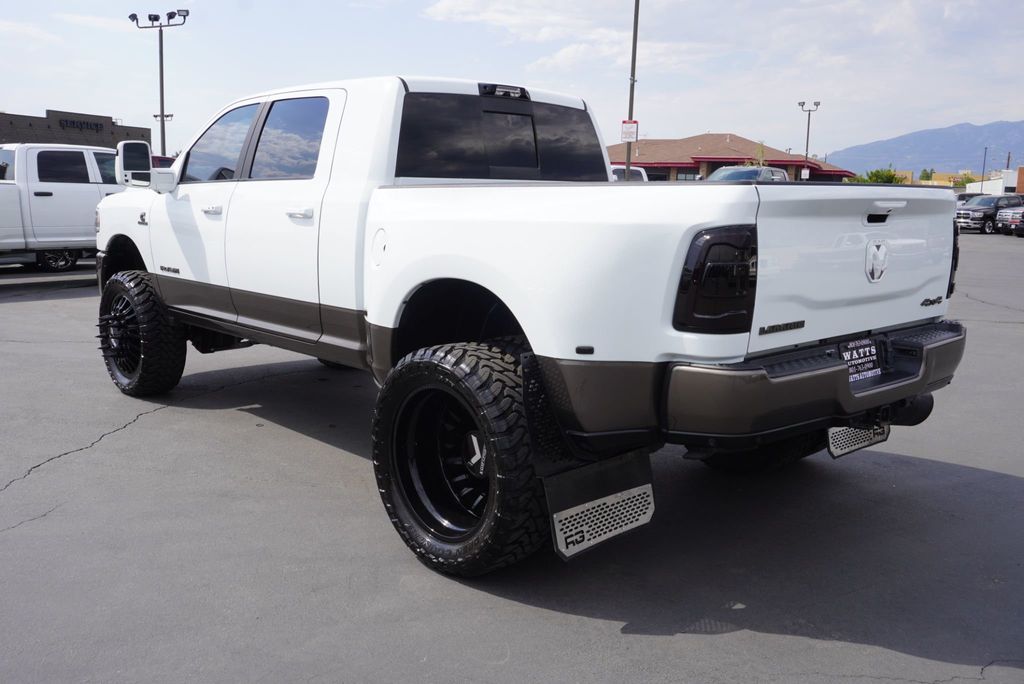 2024 Ram 3500 LARAMIE - 23053843 - 9