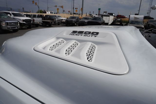 2024 Ram 3500 LARAMIE - 23053843 - 19