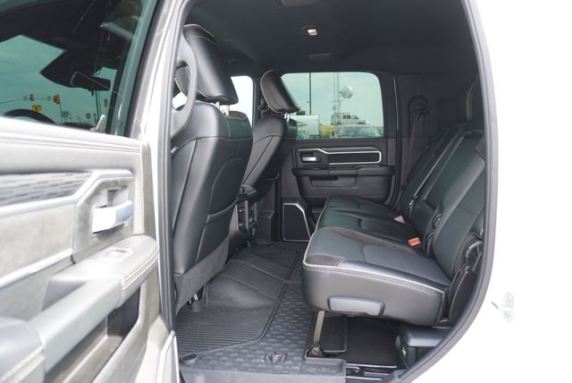 2024 Ram 3500 LARAMIE - 23053843 - 23