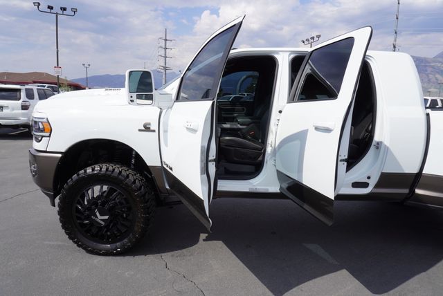 2024 Ram 3500 LARAMIE - 23053843 - 24
