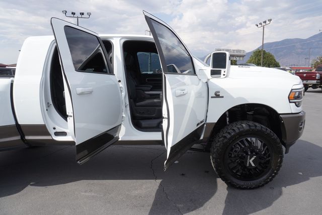 2024 Ram 3500 LARAMIE - 23053843 - 27