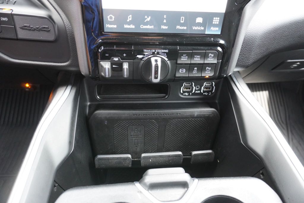 2024 Ram 3500 LARAMIE - 23053843 - 48