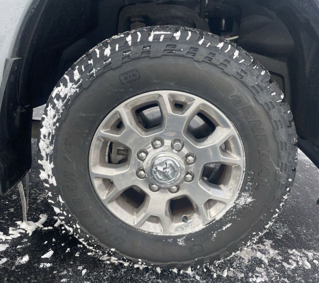 2024 Ram 3500 Laramie 4x4 Crew Cab 8' Box - 22956386 - 12