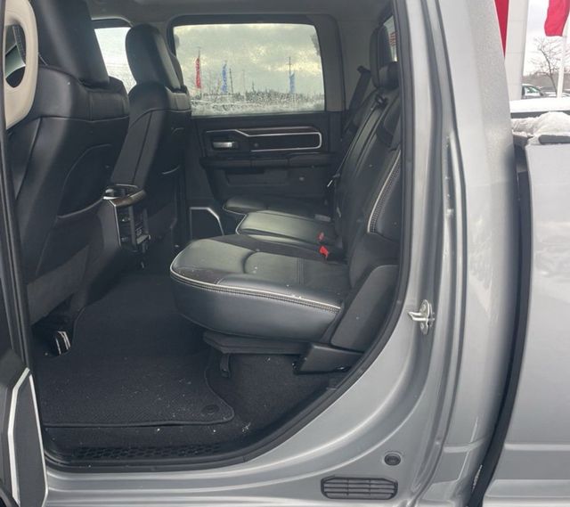 2024 Ram 3500 Laramie 4x4 Crew Cab 8' Box - 22956386 - 15