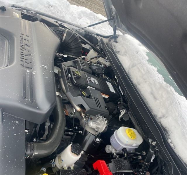 2024 Ram 3500 Laramie 4x4 Crew Cab 8' Box - 22956386 - 25