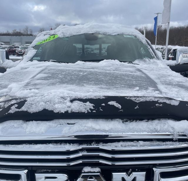 2024 Ram 3500 Laramie 4x4 Crew Cab 8' Box - 22956386 - 8