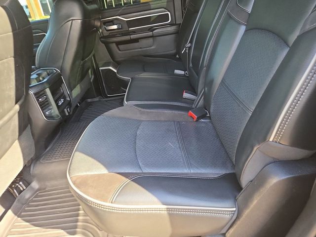 2024 Ram 3500 Laramie 4x4 Crew Cab 8' Box - 22984150 - 19