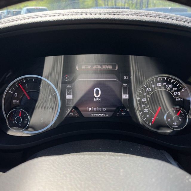 2024 Ram 3500 Laramie 4x4 Crew Cab 8' Box - 23009644 - 21