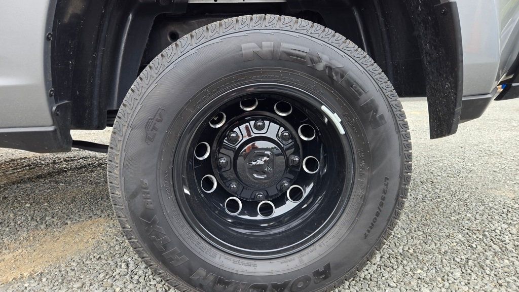 2024 Ram 3500 Laramie photo 12