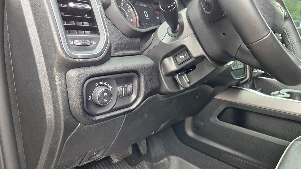 2024 Ram 3500 Laramie photo 15