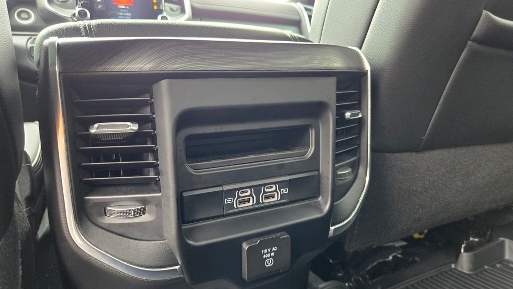 2024 Ram 3500 Laramie photo 23