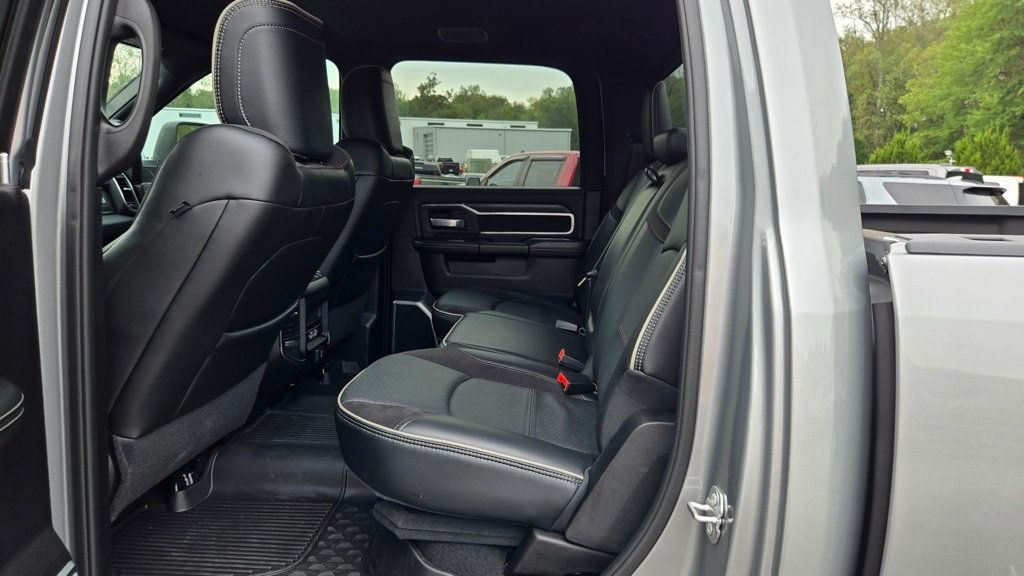 2024 Ram 3500 Laramie photo 24