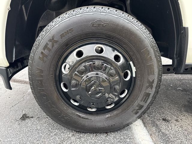 2024 Ram 3500 Laramie 4x4 Crew Cab 8' Box - 22960284 - 7