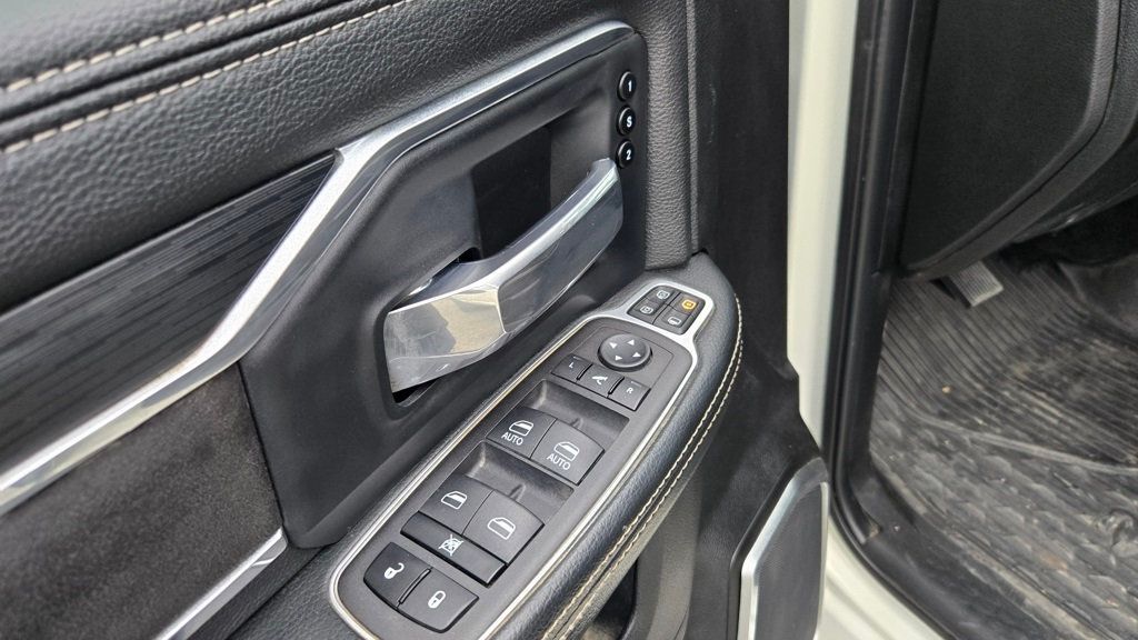 2024 Ram 3500 Laramie Level B Night Edition DRW *AISIN* - 22960284 - 12