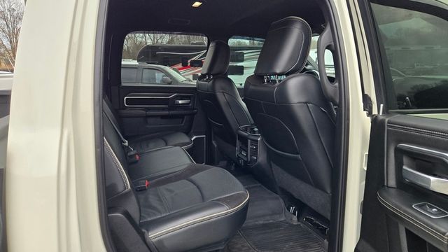 2024 Ram 3500 Laramie Level B Night Edition DRW *AISIN* - 22960284 - 20