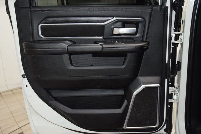 2024 Ram 3500 Laramie Level B Night Edition DRW *AISIN* - 22960284 - 45