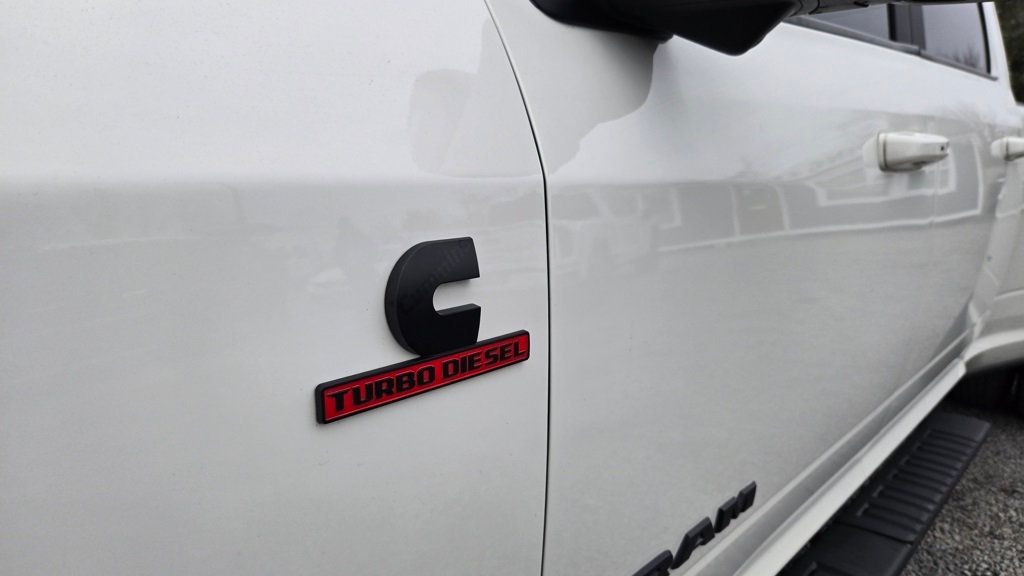 2024 Ram 3500 Laramie Level B Night Edition DRW *AISIN* - 22960284 - 8