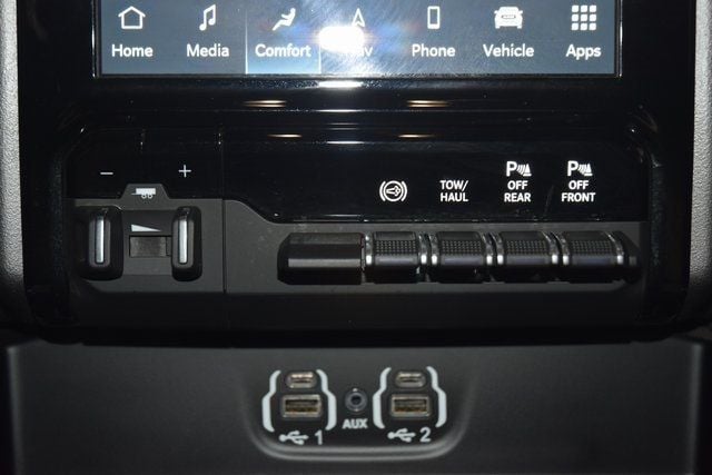 2024 Ram 3500 Laramie Night Edition DRW *AISIN* - 22904182 - 35