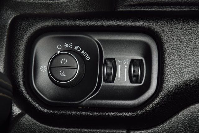 2024 Ram 3500 Laramie Night Edition DRW *AISIN* - 22904182 - 38