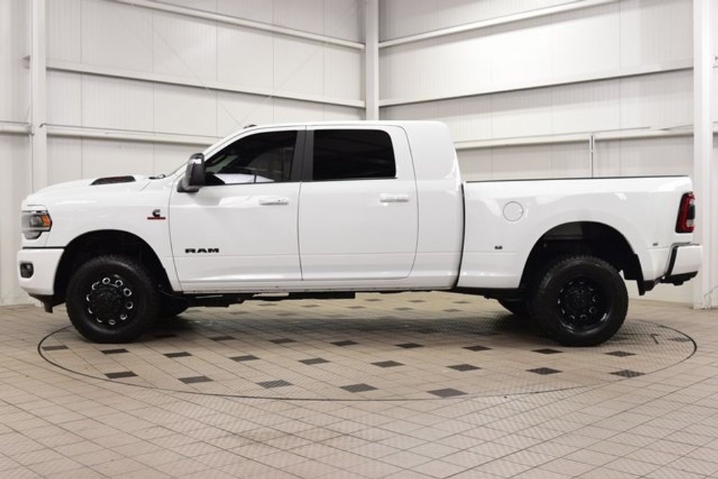 2024 Ram 3500 Laramie photo 4